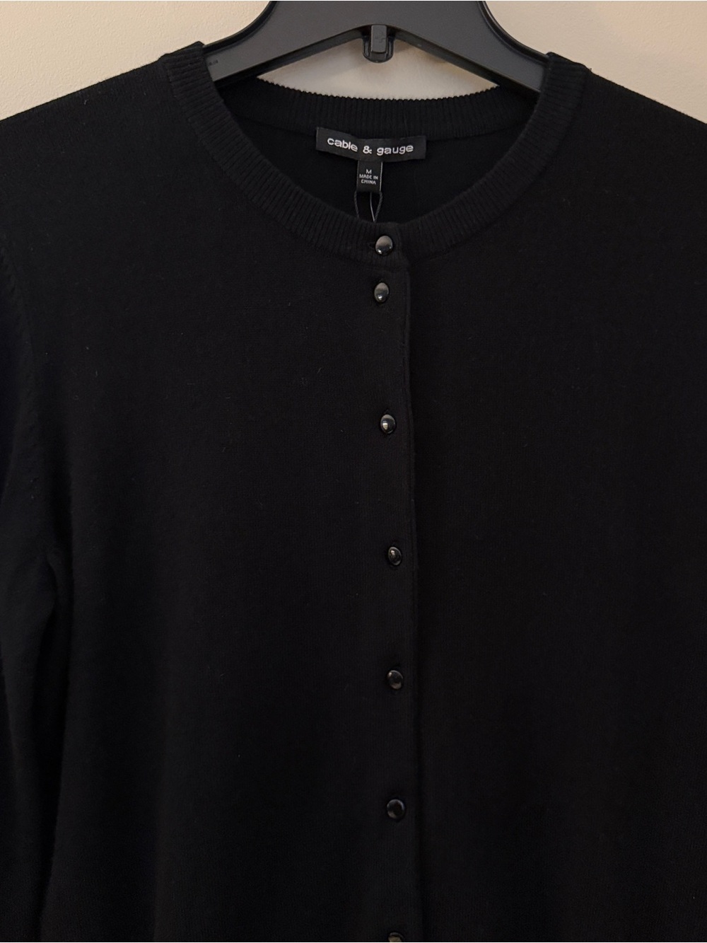 Cable & Gauge Women’s Classic Black Button Cardigan Sweater Med NWT